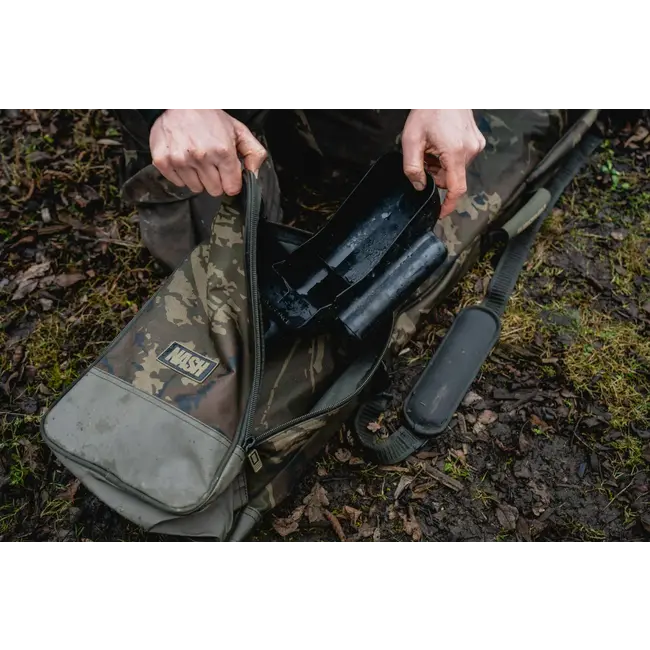 Nash Subterfuge Prodding Stick Bag - Pour Bushwhacker & Prodding Poles