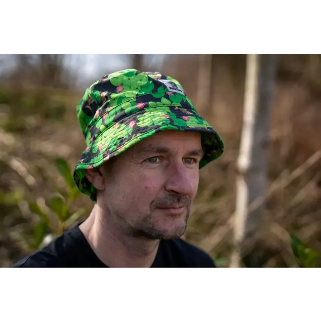 Nash Make it Happen - Badge Bucket Hat - 'Olicle' (en anglais)