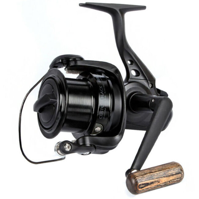 Okuma Moulin Custom Black CB-60 Big Pit