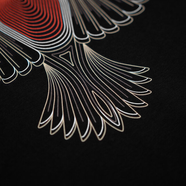 Kumu Little Red Tee - Robin Design - Keyline Style - T-shirt