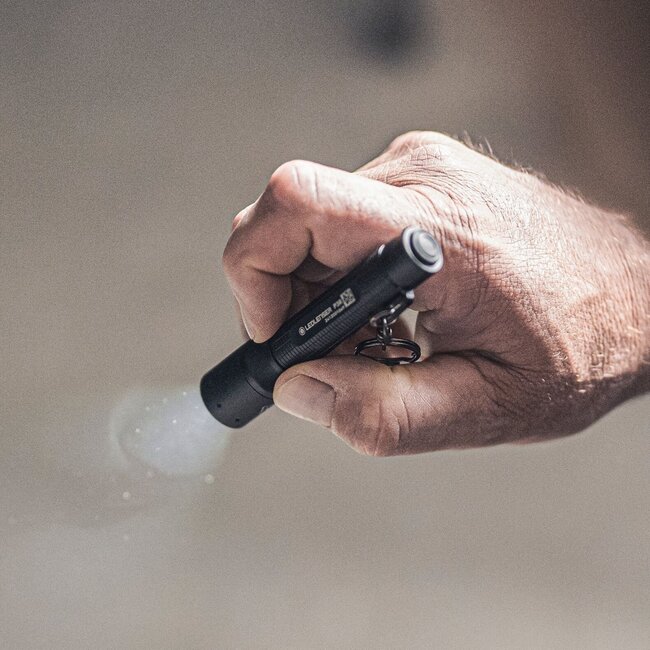 Ledlenser Lampe torche P3R