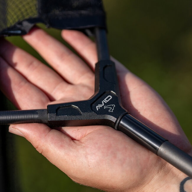 Avid Carp Épuisette Revolve - 1 pièce - 42"