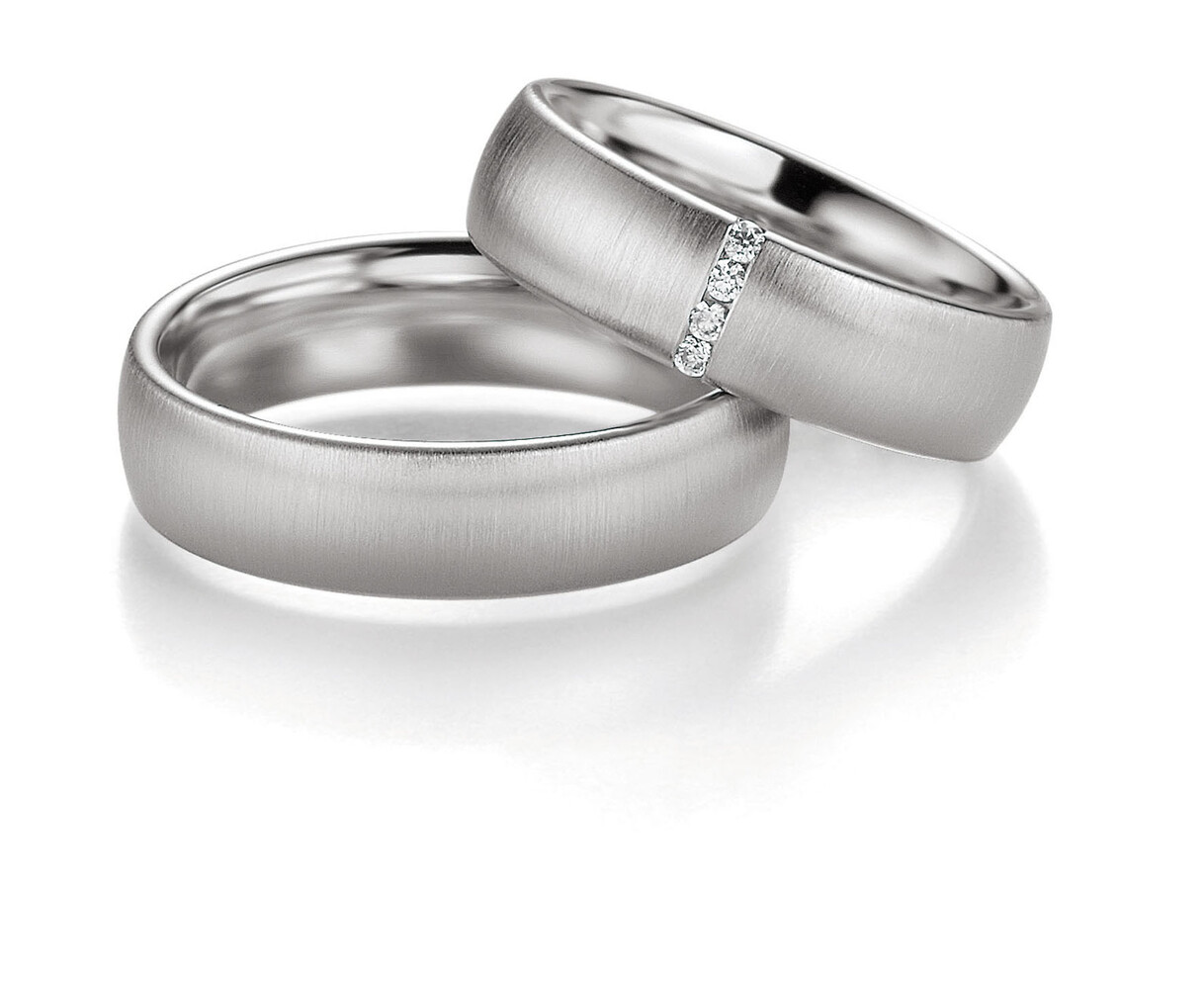 Breuning Breuning Wedding Rings 48026070 & 48026080