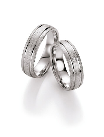 Collection Ruesch Collection Ruesch Wedding Rings 55-10090-060 & 55-10100-060