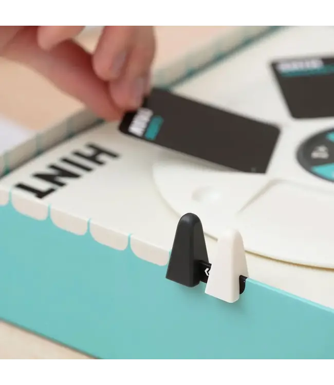 Hint (NL) - Boardgame
