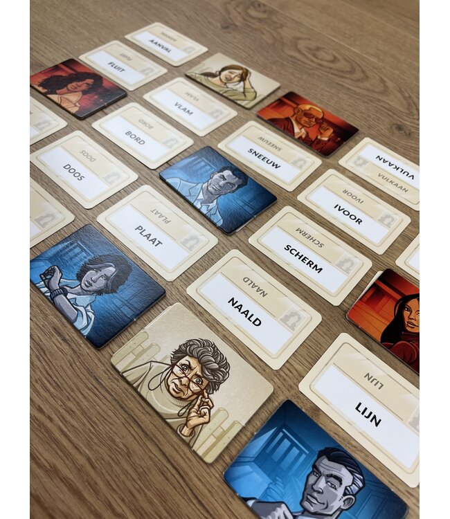 Codenames (NL) - Card game