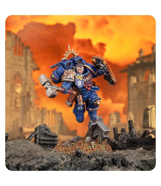 Warhammer 40,000 - Space Marines: Captain with Jump Pack and Relic Shield