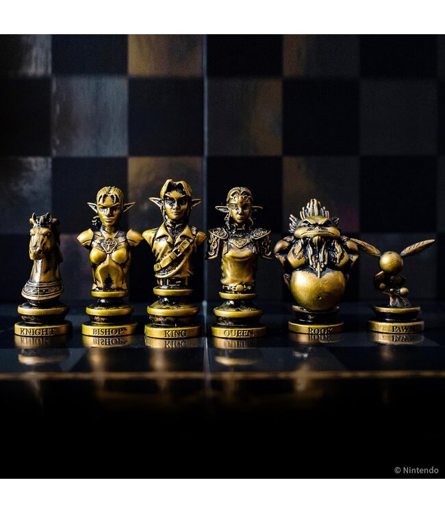 The Legend of Zelda Collector's Chess Set - Brettspiel