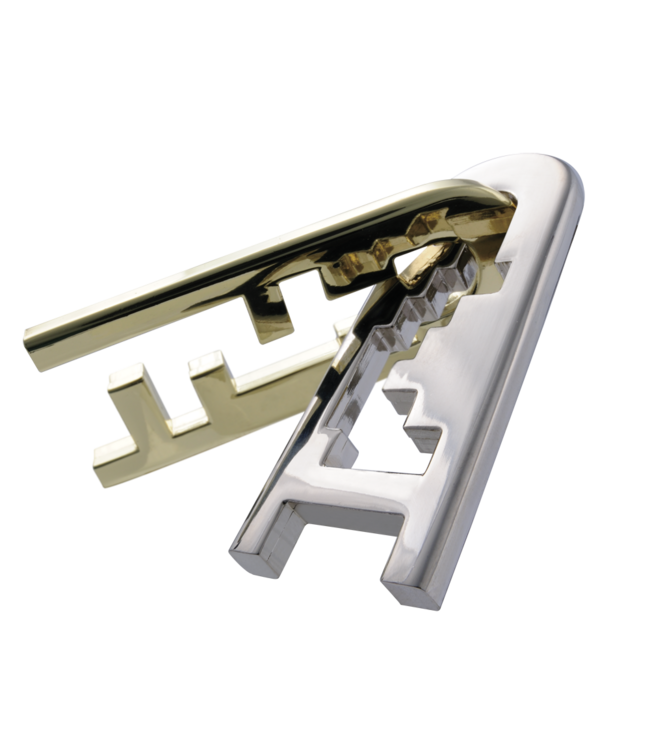 Huzzle: Cast Keyhole (Level 4) – Brain Teaser
