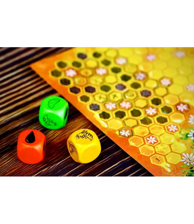 Honey Wall - Roll & Write