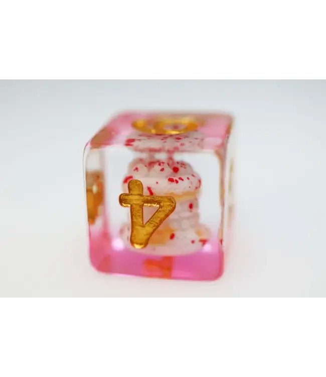Pastry Pets: Strawberry Shortcake Panda - RPG Dice Set