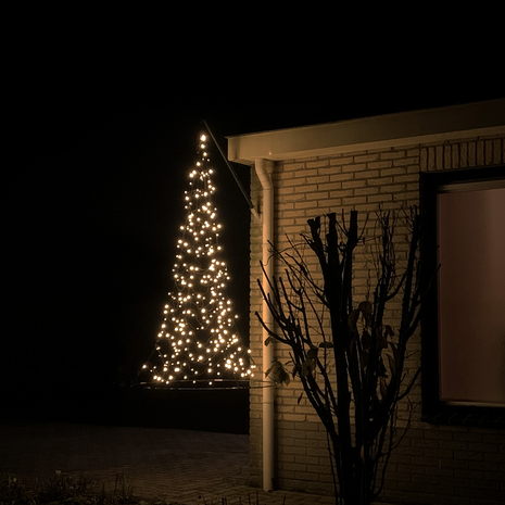 Xmas Starlight® Hangende led kerstbomen | 1.8 meter | 300 LED-lamp | Warm wit | Gevelmast | Xmas Starlight® Hangende led kerstbomen | 1.8 meter | 300 LED-lamp | Warm wit | Gevelmast |