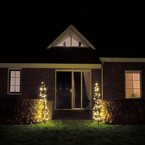 Xmas Starlight® Set van 2 led kerstbomen | 1.8 meter | 2x 80 LED-lampjes | Warm wit | Inclusief masten Xmas Starlight® Set van 2 led kerstbomen | 1.8 meter | 2x 80 LED-lampjes | Warm wit | Inclusief masten