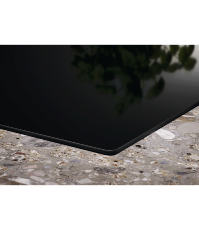 Electrolux  Kookplaat met afzuiging Inductiekookplaat met afzuiging, 80 cm KCC83480I