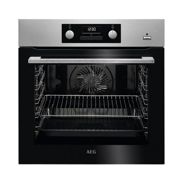 AEG 6000 serie SteamBake Heteluchtoven met stoomondersteuning BD320 afbeelding