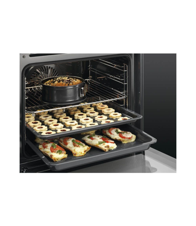 AEG 6000 serie SteamBake Heteluchtoven met stoomondersteuning BD320