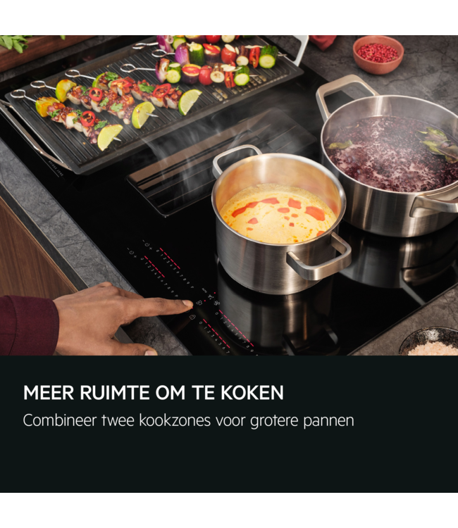 AEG Kookplaat met afzuiging - 6000 ComboHob met brugfunctie 80 cm  TH84CB03CB