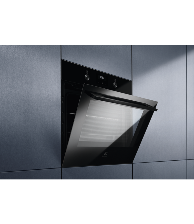 Electrolux 500 SurroundCook met SteamBake Heteluchtoven met stoomondersteuning KODGH40BK