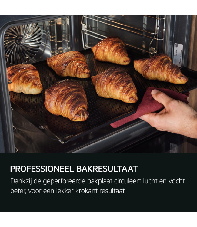 AEG 9000 ProAssist met SteamPro - Combi hetelucht- en stoomoven CS9900T