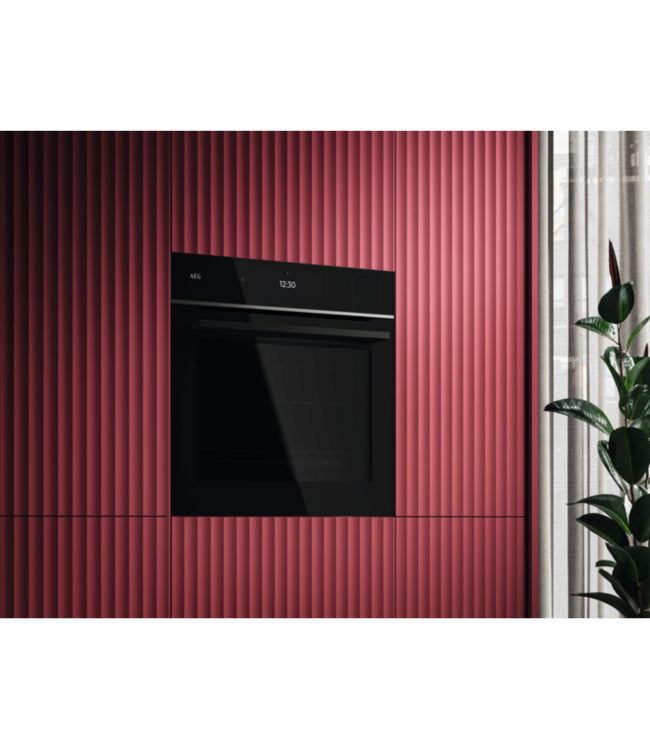 AEG 9000 ProAssist met SteamPro - Combi hetelucht- en stoomoven TP9SB831AB