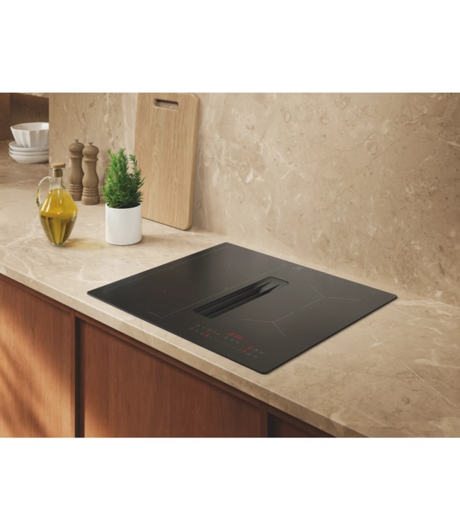 AEG Kookplaat met afzuiging Inductiekookplaat met afzuiging, SaphirMatt® SE, 60 cm KCC63410CT