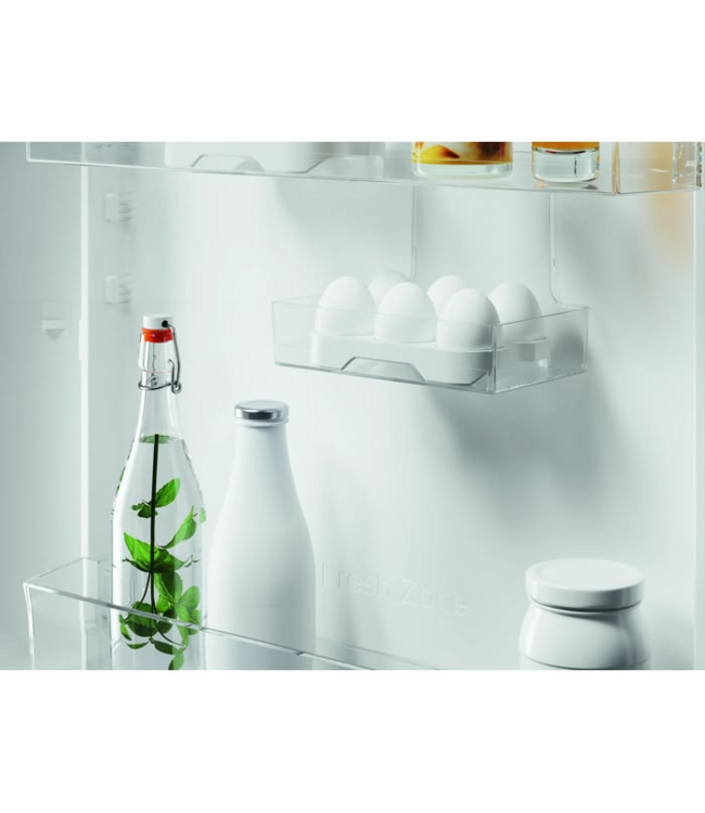 Electrolux Vrieskast inbouw LowFrost 82 cm LYL3LE82R