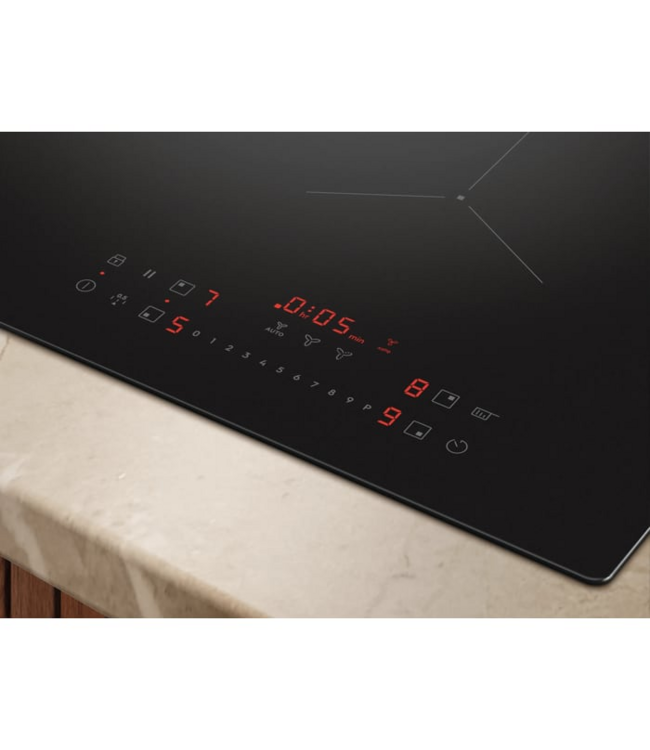 Electrolux Kookplaat met afzuiging Inductiekookplaat met afzuiging, SaphirMatt SE, 80 cm KCC83410CT