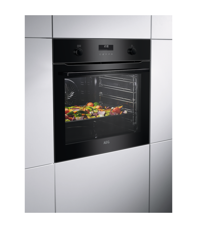 AEG 6000 serie SurroundCook¨ Heteluchtoven met pyrolysereiniging BPK535060B