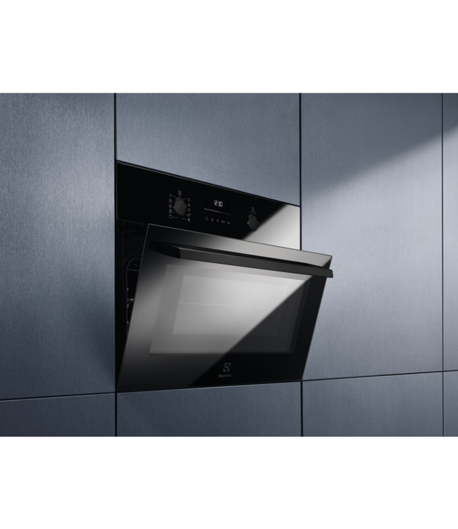 Electrolux  500 SurroundCook Heteluchtoven EVF6E46Z