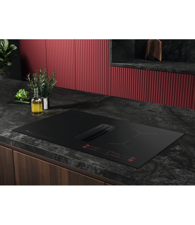 AEG Kookplaat met afzuiging - 6000 ComboHob met brugfunctie SaphirMatt® 80 cm NCH84B03CZ