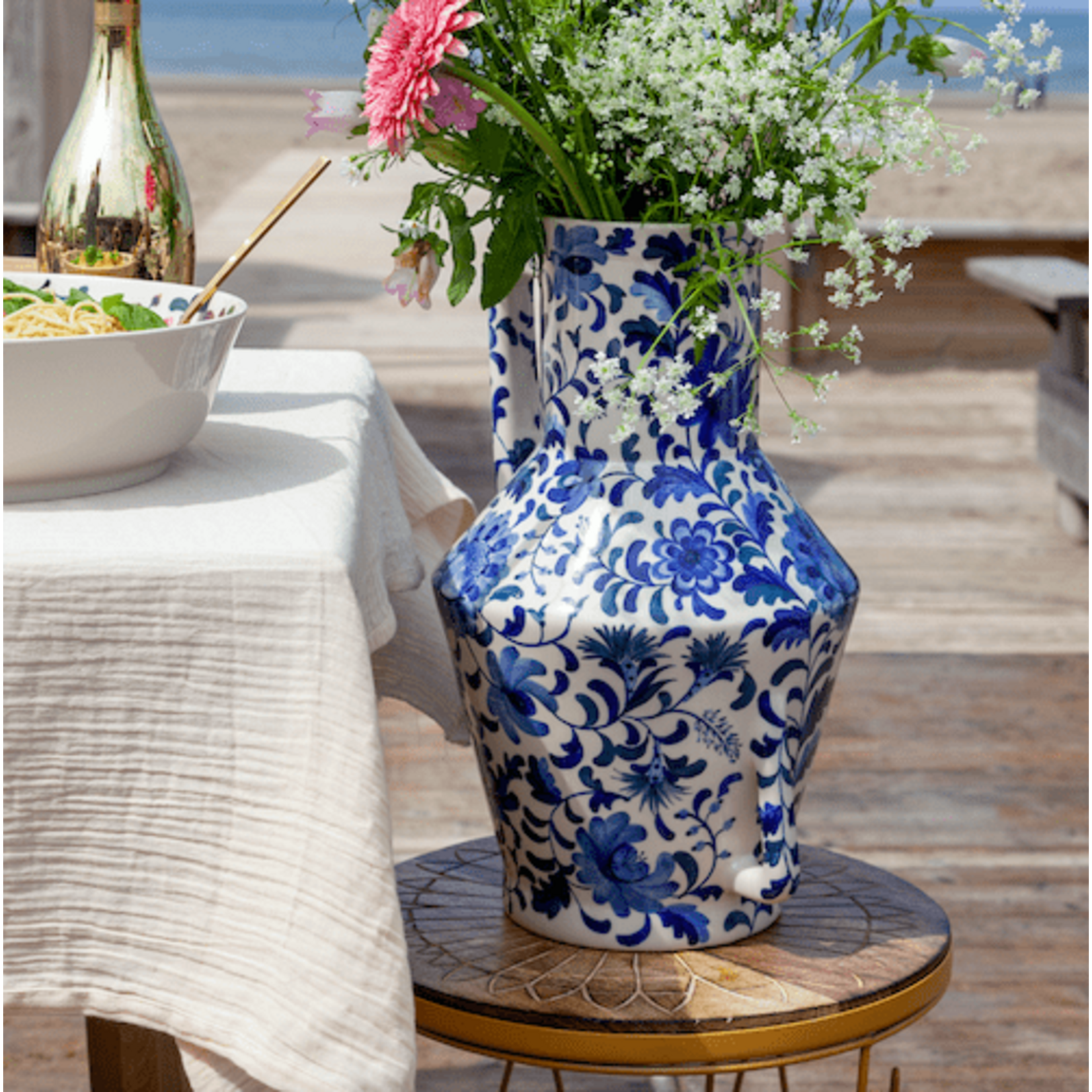 Return to Sender Vaas handpainted blue flowers large 45cm - Thailand