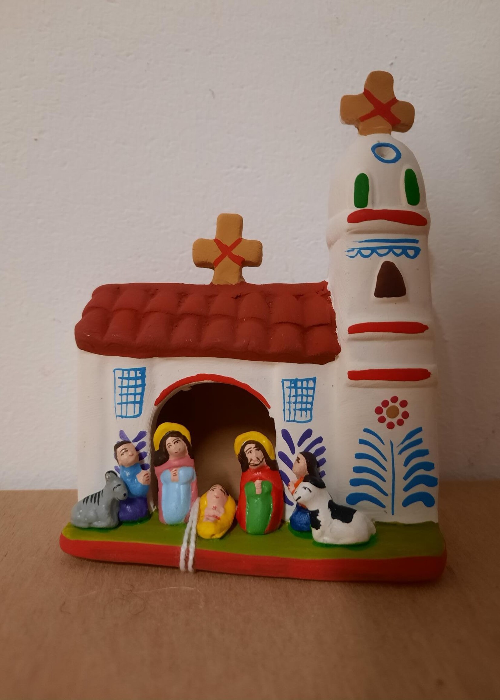 Wilma's Wereld Kerststal kerk klokje* - Peru