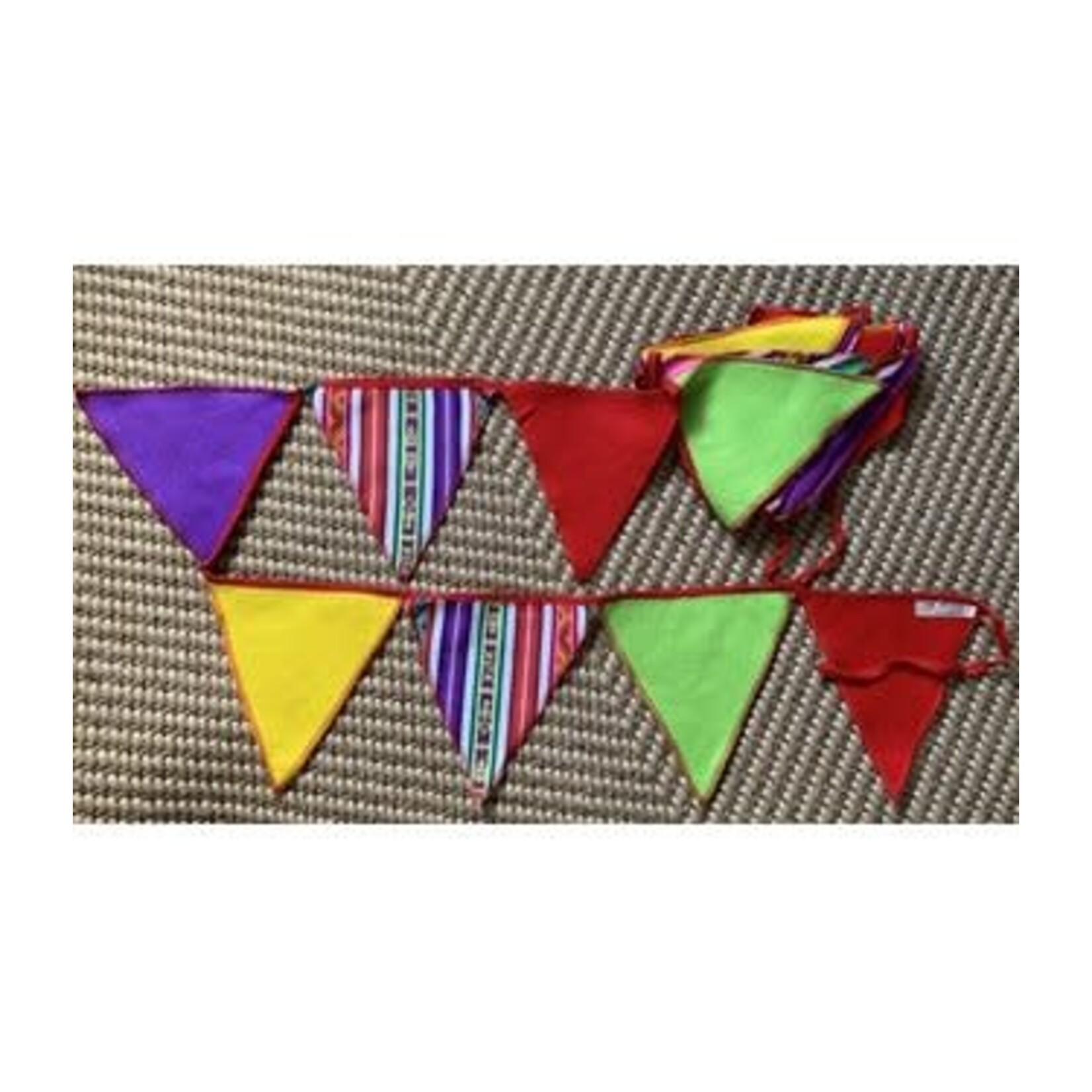 Barbosa Fair Trade Vlaggenlijn gemaakt in sloppenwijk - Peru