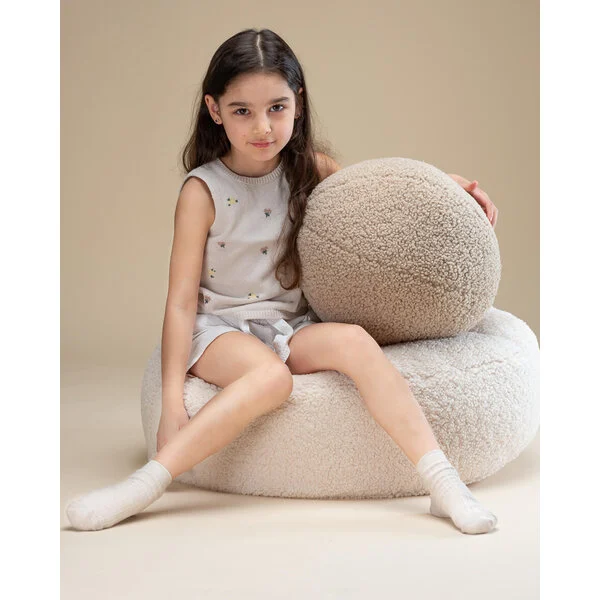 wigiwama-kinderpoef-cream-white-ottoman-kinderpoef-kinderzitzakken 