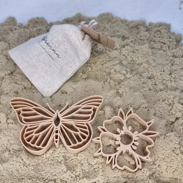 Grennn Grennn uitstekers vlinder en bloem