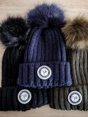 Forgotten Flavours Mk1 pompom beanie noir