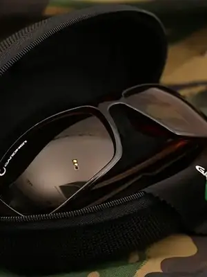 Gardner Tackle Lo-Lite polarisierte Sonnenbrille