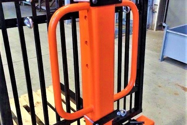 Bomaco Veiligheidsrooster uitschuifbaar voor pallethaak