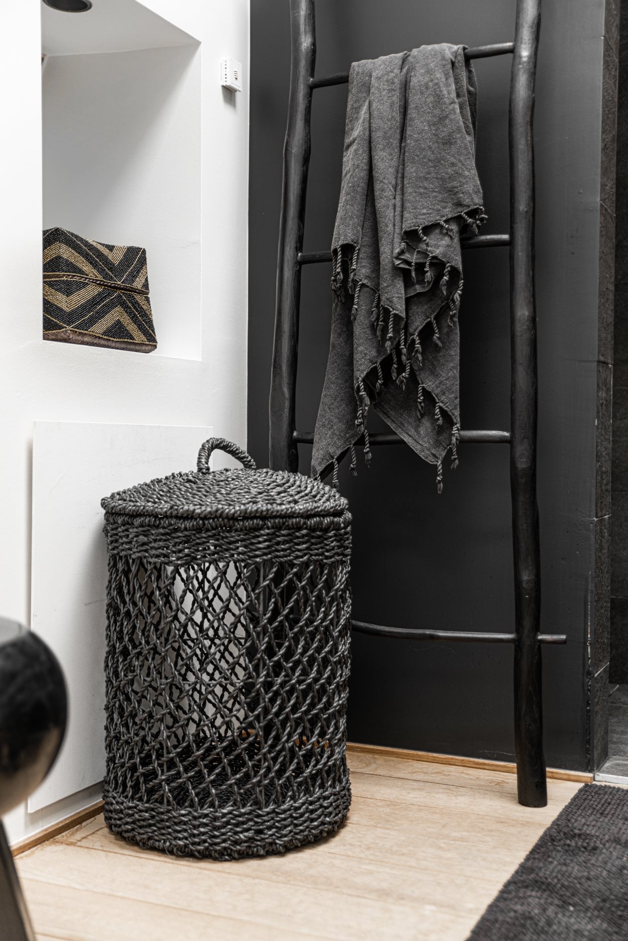 Panier à linge luxe pliant noir mat - Keko - Bath Bazaar