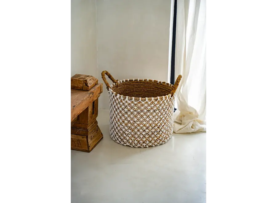 The Crossed Stitched Macrame Basket -Natural White - L