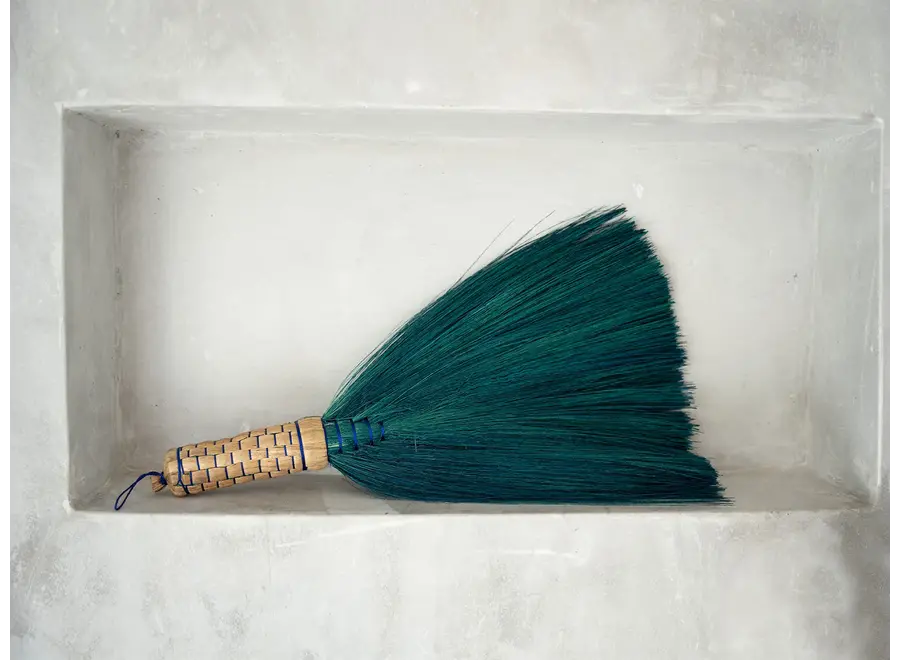 Sweeping Brush - Turquoise