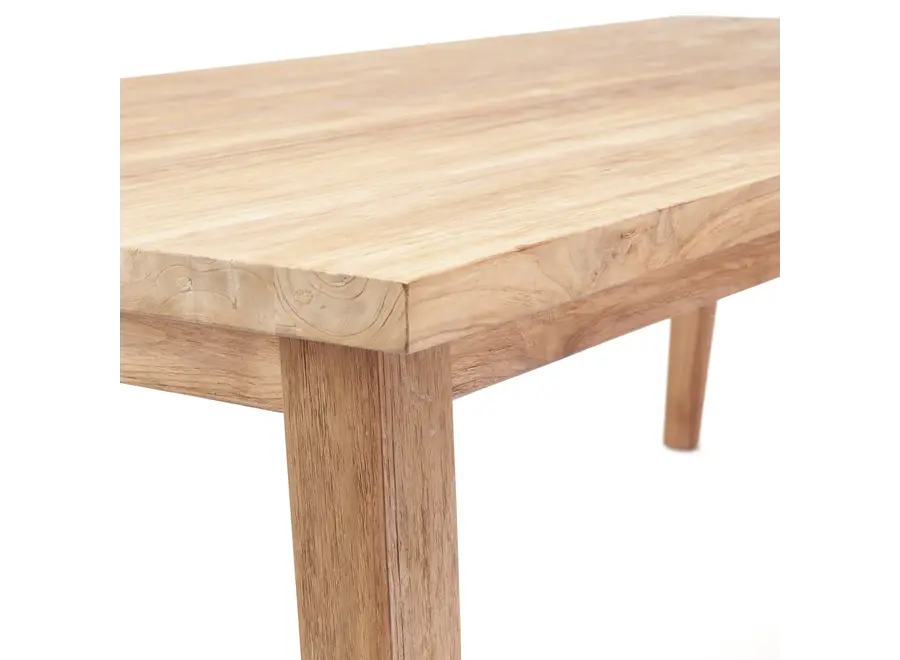 The Luna Dining table - Indoor