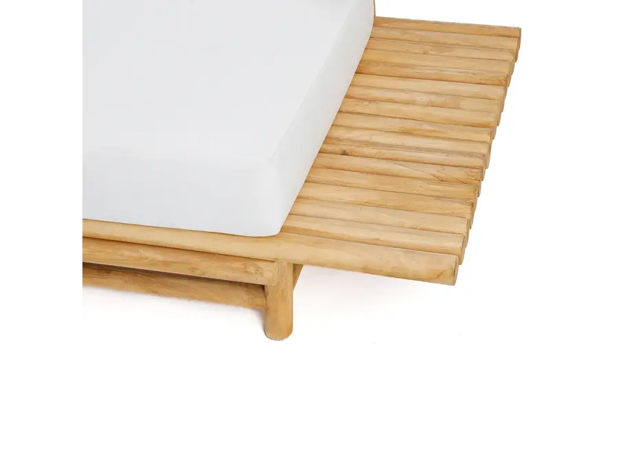 The Nusa Penida Three Seater - Natural White - Outdoor