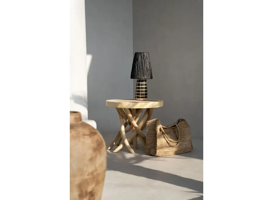 La Lampada da Tavolo Naxos - Nero Naturale