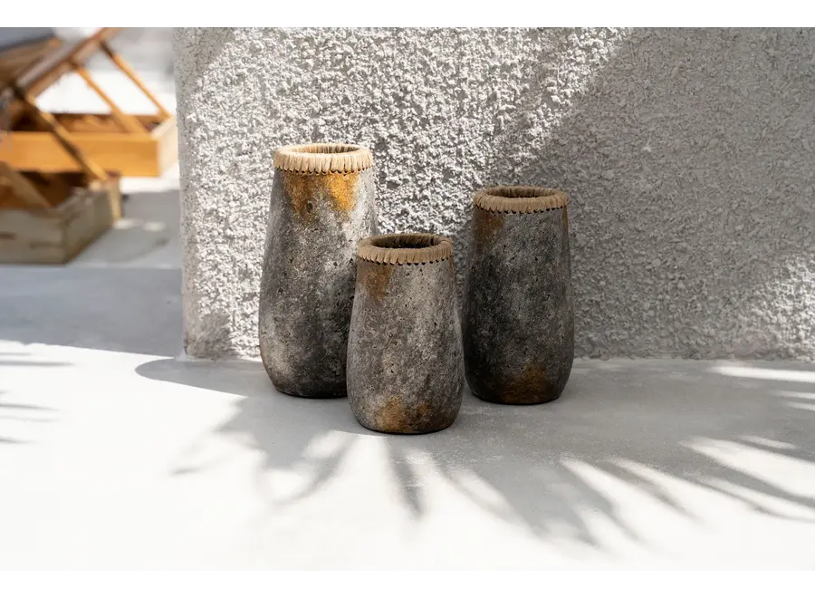 Die Sneaky Vase - Antik Grau - S