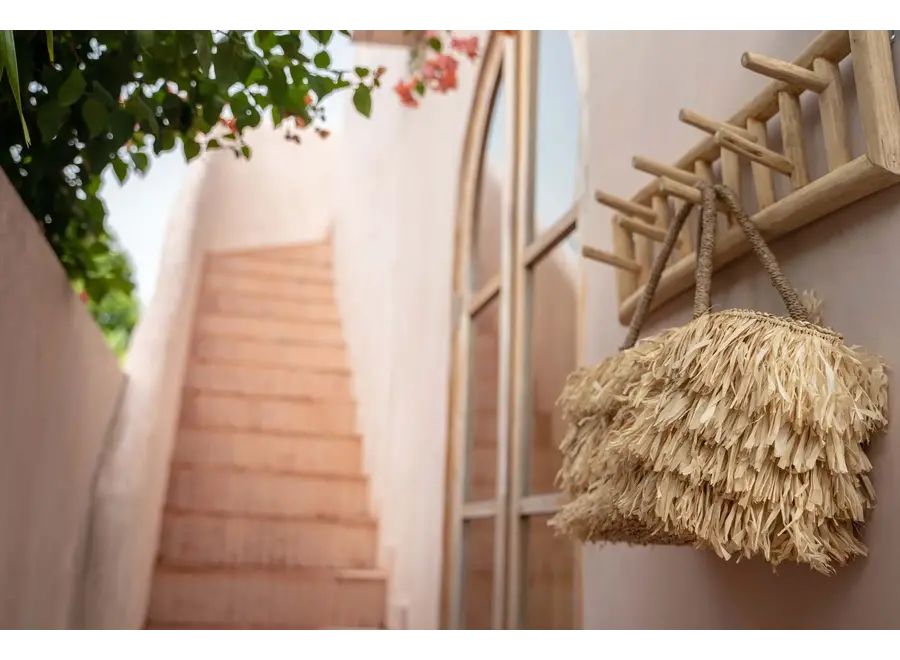 The Raffia Bahamas Basket - Natural