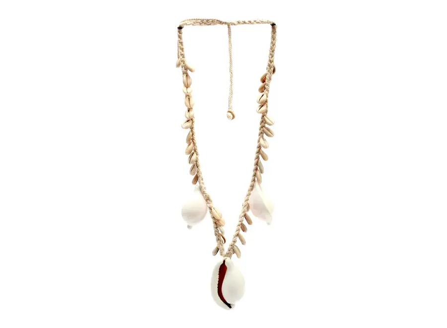 The Big White Cowrie Shell Necklace - Bazar Bizar