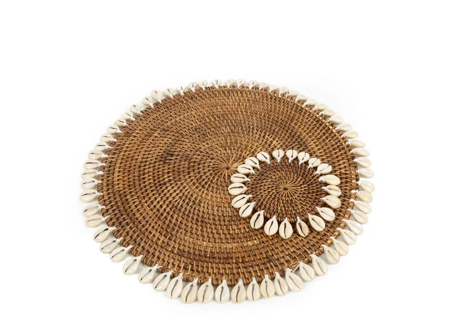 The Colonial Shell Coaster - Natural Brown