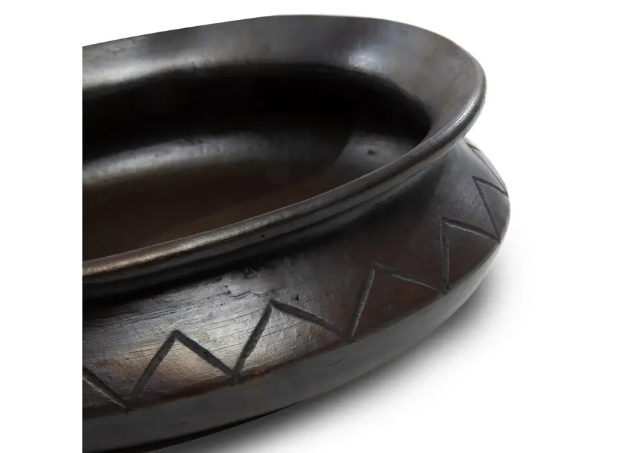 The Burned Oval Pot With Pattern - Black