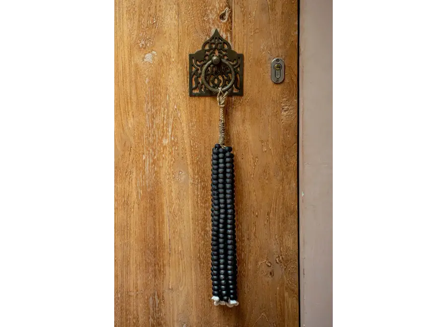 The Wooden Beads Tassel - Black